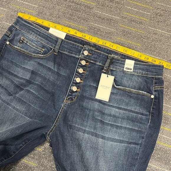 NWT Judy Blue Womens Boyfriend Fit Jeans Size 24W High Rise Dark Wash Button Fly - Picture 9 of 11